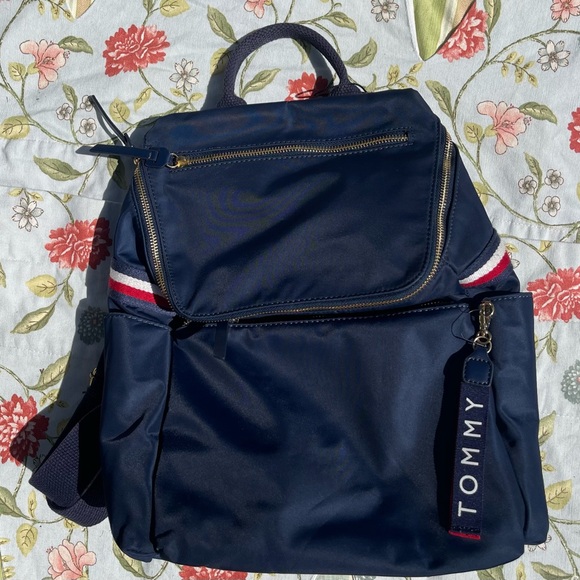 Tommy Hilfiger Vinyl Women’s Backpack Bag - Picture 14 of 16